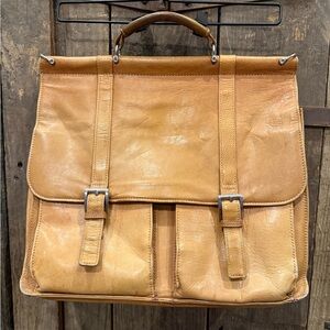 Wilsons Leather Tan/Camel Vintage Briefcase No Strap